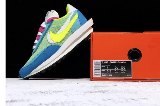 BV0073-600 Nike Waffle Sacai LD  Daybreak Running 0715